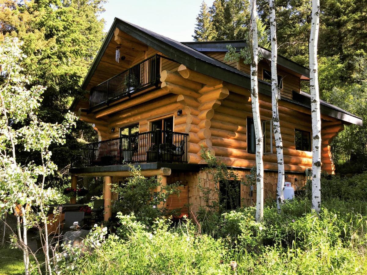 A Suite Retreat - Beyond Bed & Breakfast Sun Peaks Exteriér fotografie