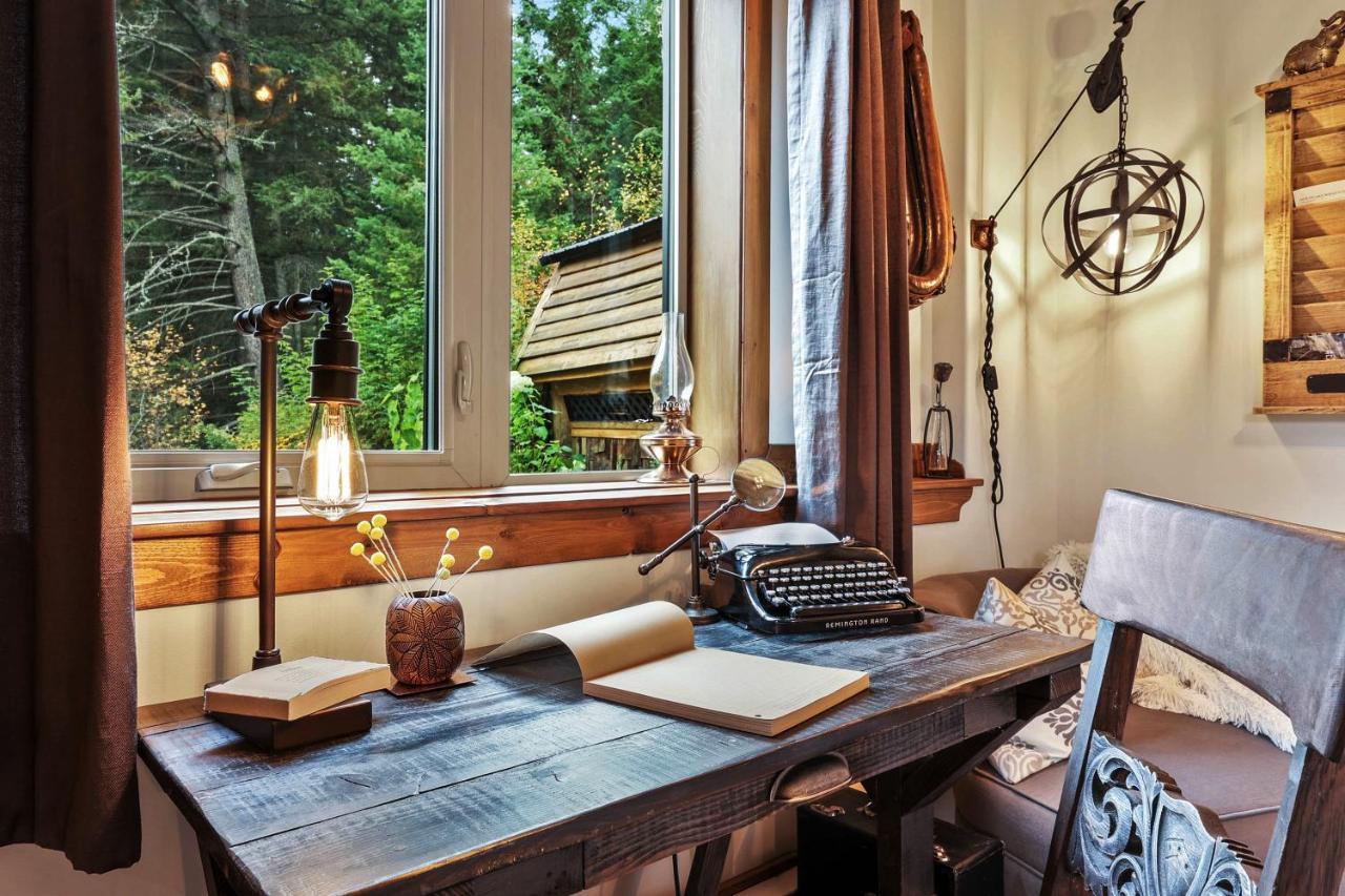 A Suite Retreat - Beyond Bed & Breakfast Sun Peaks Exteriér fotografie
