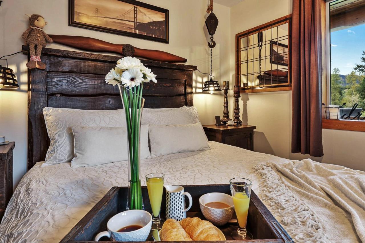 A Suite Retreat - Beyond Bed & Breakfast Sun Peaks Exteriér fotografie