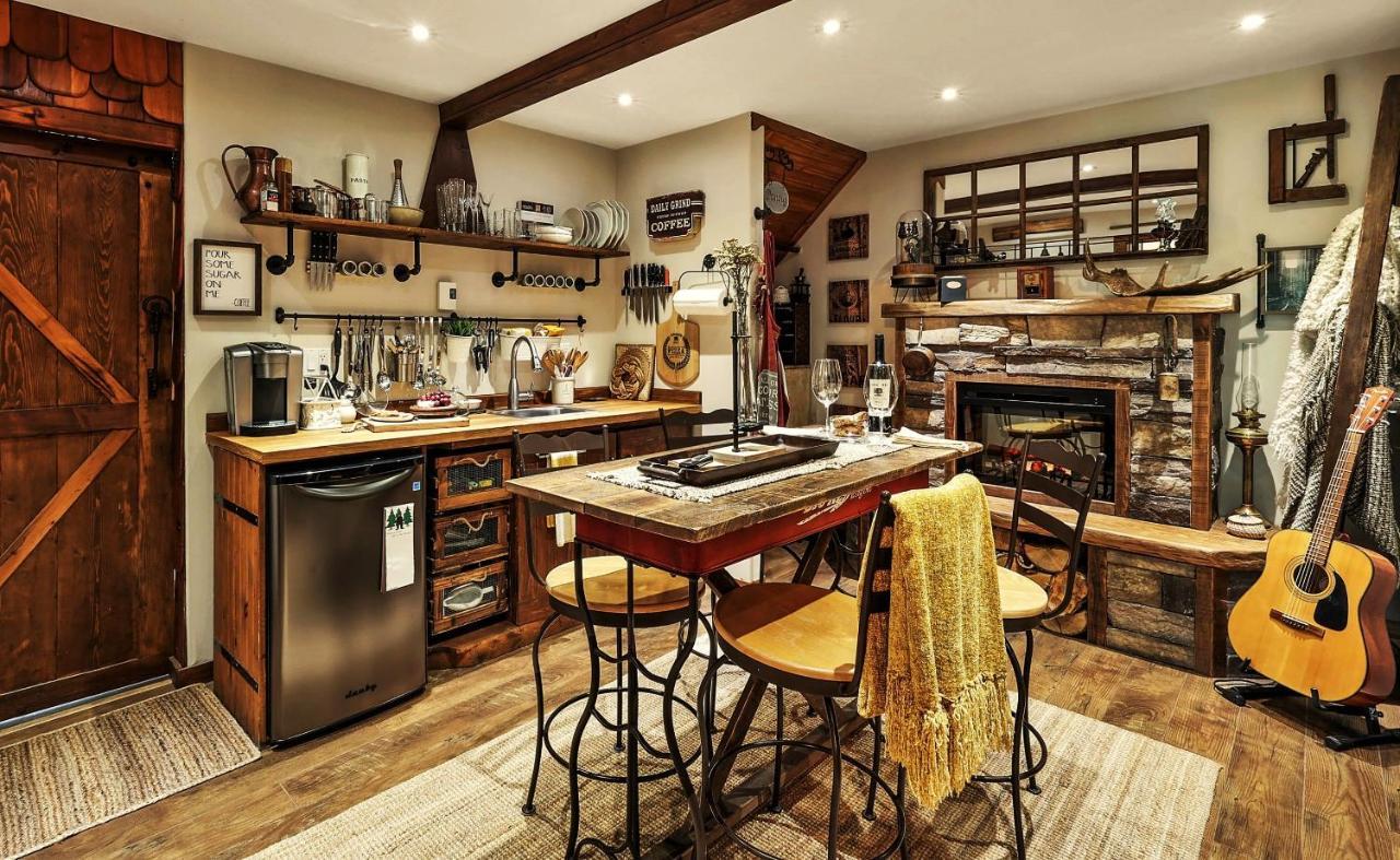 A Suite Retreat - Beyond Bed & Breakfast Sun Peaks Exteriér fotografie