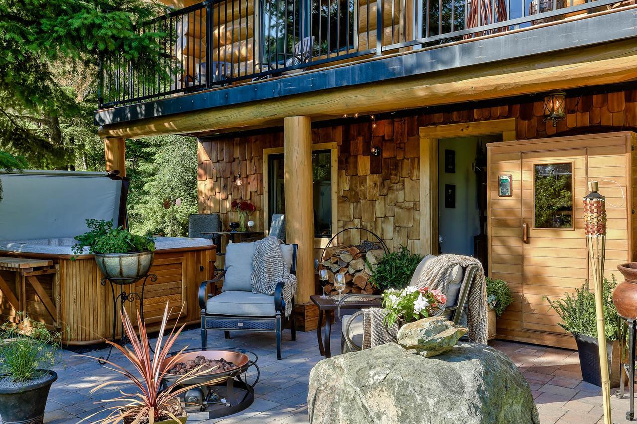 A Suite Retreat - Beyond Bed & Breakfast Sun Peaks Exteriér fotografie