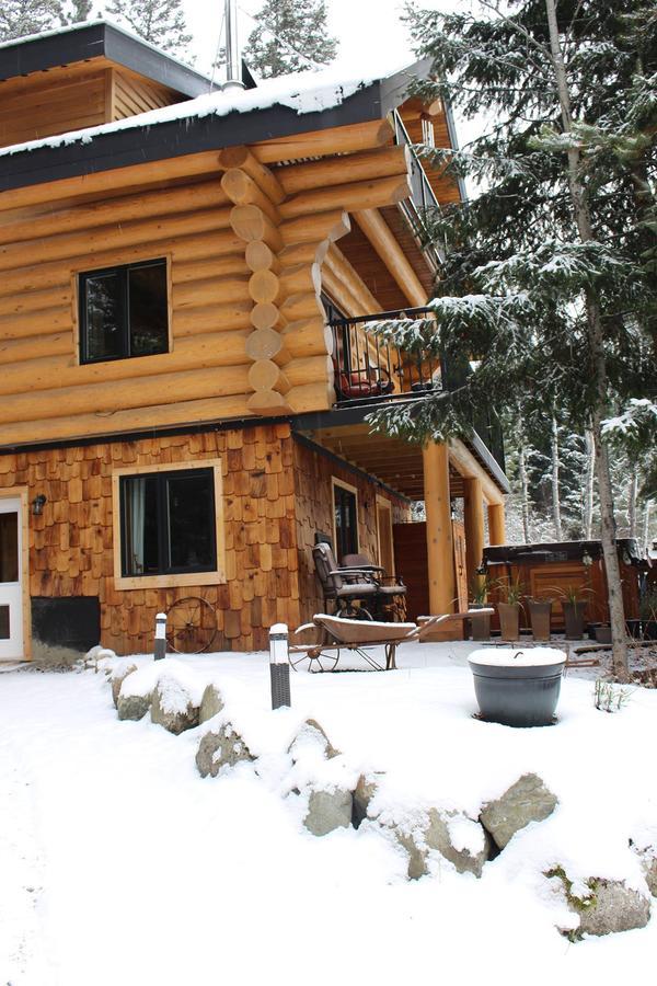 A Suite Retreat - Beyond Bed & Breakfast Sun Peaks Exteriér fotografie